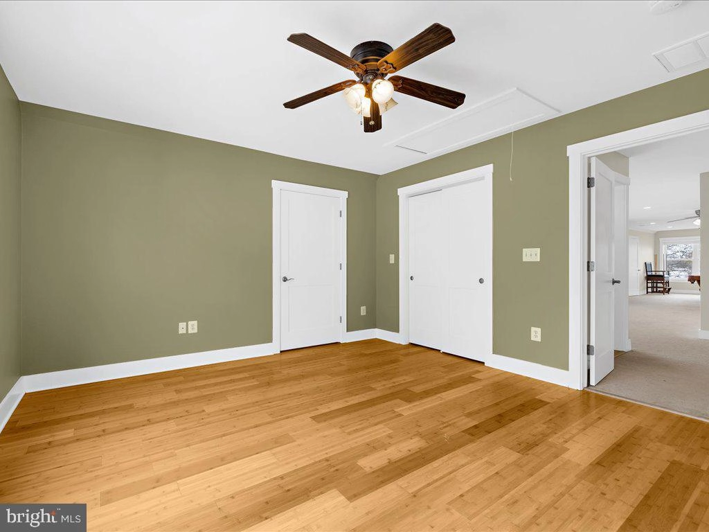 Bedroom - 4923 Thomas Dr, Shady Side, MD 20764 photo 9 of 10