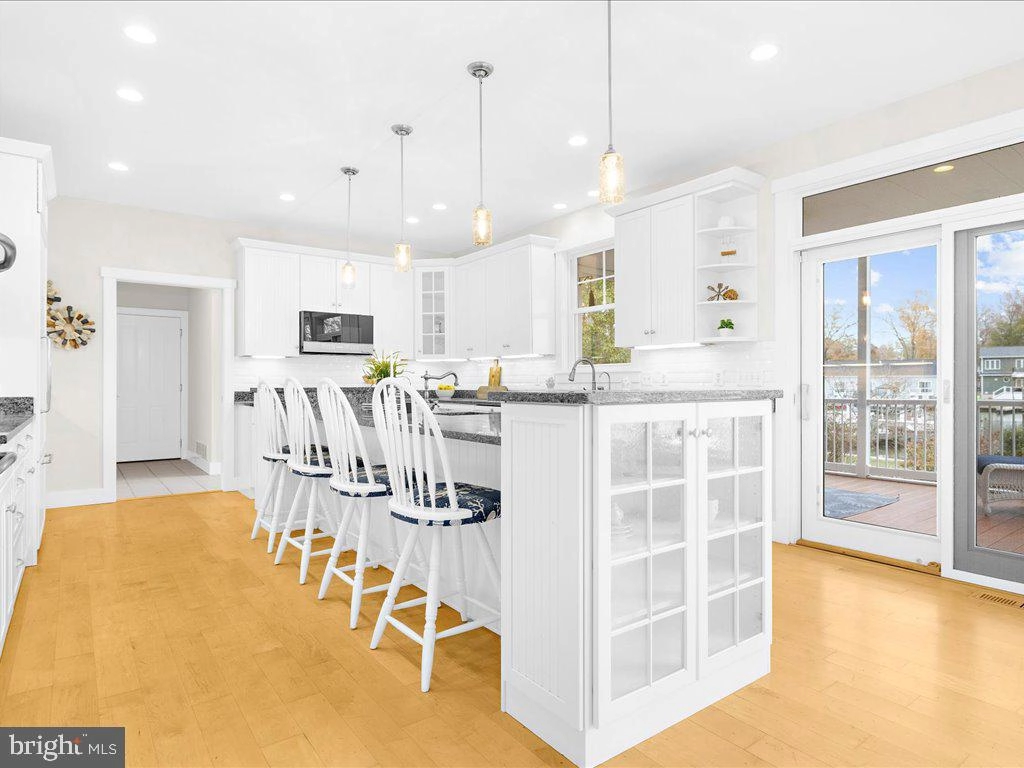 Kitchen - 4923 Thomas Dr, Shady Side, MD 20764 photo 1 of 10