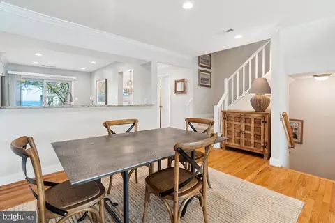 Dining - 2180 Chesapeake Harbour Dr, Annapolis, MD 21403 photo 4 of 5
