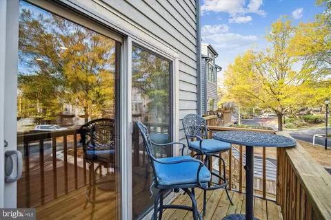 Exterior - 2180 Chesapeake Harbour Dr, Annapolis, MD 21403 photo 5 of 13