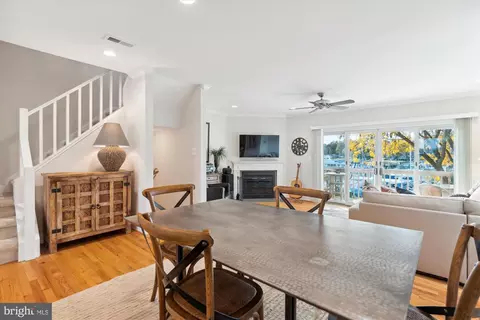 Dining - 2180 Chesapeake Harbour Dr, Annapolis, MD 21403 photo 1 of 5