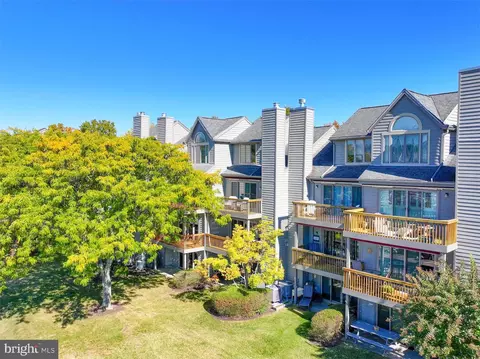 View/Area - 2180 Chesapeake Harbour Dr, Annapolis, MD 21403 photo 2 of 18