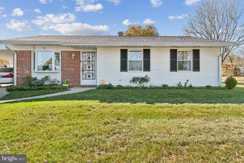 521 Granby Ct, Millersville, MD 21108