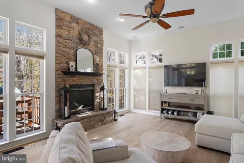 Living - 212 Bowen Ct, Annapolis, MD 21401 photo 2 of 2