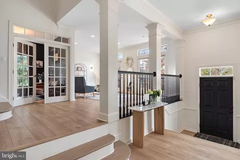 Entry Way - 212 Bowen Ct, Annapolis, MD 21401 photo 2 of 14