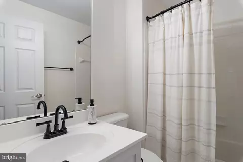 Bath - 212 Bowen Ct, Annapolis, MD 21401 photo 3 of 3