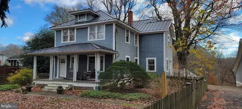 4379 Solomons Island Rd, Harwood, MD 20776