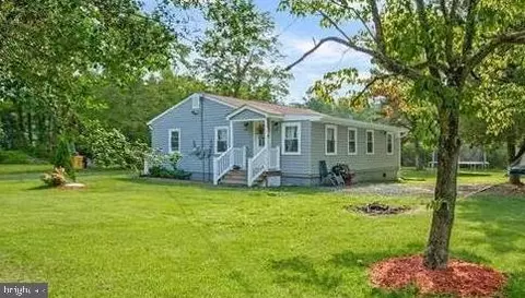 3837 Holly Dr, Edgewater, MD 21037 photo 1