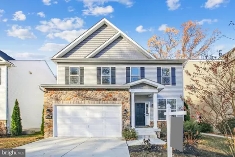 7814 Wildflower Dr, Severn, MD 21144
