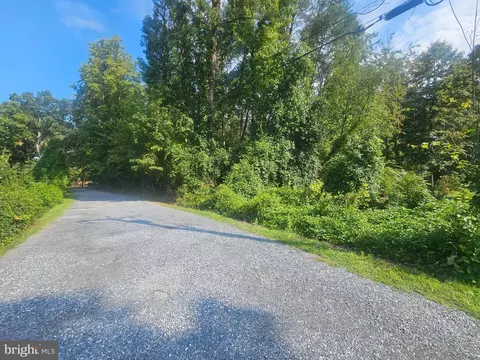 914 Beales Trl, Pasadena, MD 21122