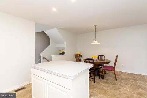 232 Night Haven Ct, Edgewater, MD 21037 photo 9