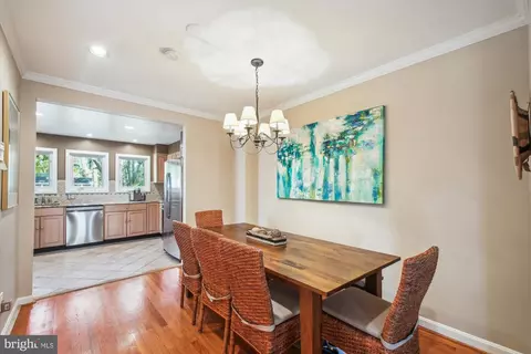 Dining - 513 Second St, Annapolis, MD 21403 photo 2 of 2