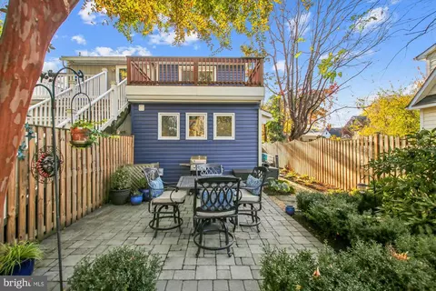 Exterior - 513 Second St, Annapolis, MD 21403 photo 4 of 5