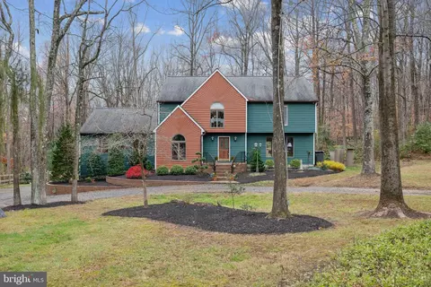 6436 Scrivner Ct, Friendship, MD 20758