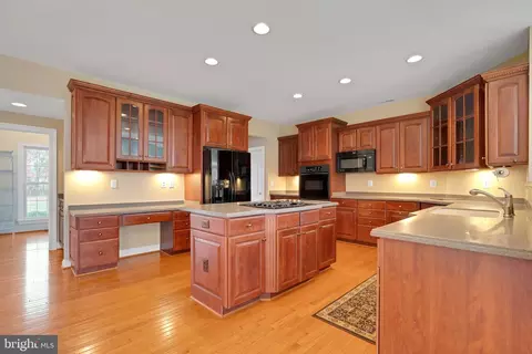 1643 Carnoustie Dr, Pasadena, MD 21122 photo 16