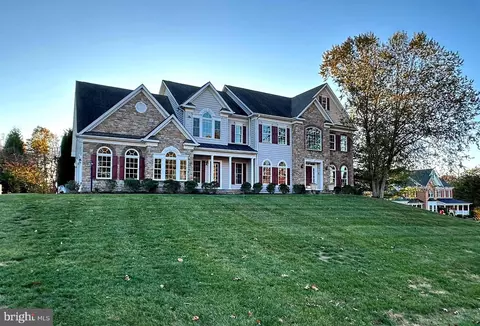 1643 Carnoustie Dr, Pasadena, MD 21122