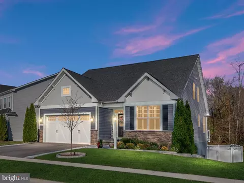 8237 Powers Dr, Millersville, MD 21108