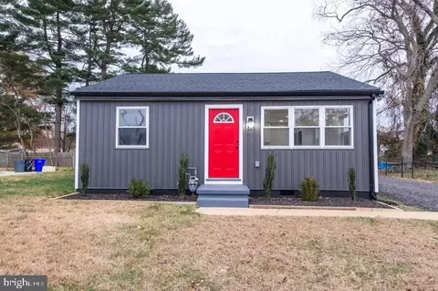 122 Roselawn Rd, Annapolis, MD 21403