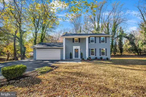 136 Collington Ct, Arnold, MD 21012