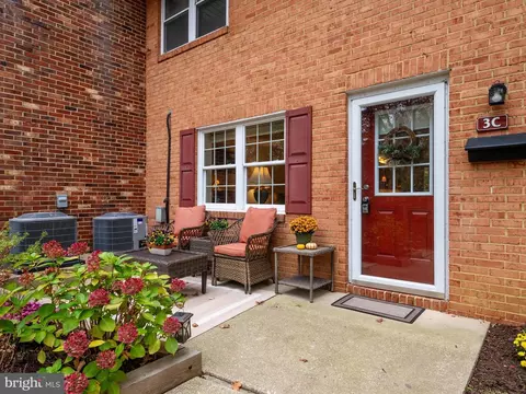 Exterior - 3 Heritage Ct #C, Annapolis, MD 21401 photo 3 of 6