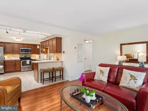 Other - 3 Heritage Ct #C, Annapolis, MD 21401 photo 3 of 4
