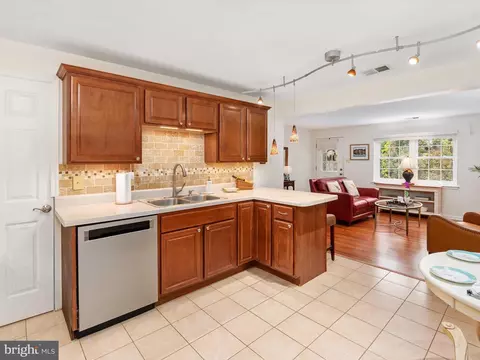 Kitchen - 3 Heritage Ct #C, Annapolis, MD 21401 photo 2 of 2