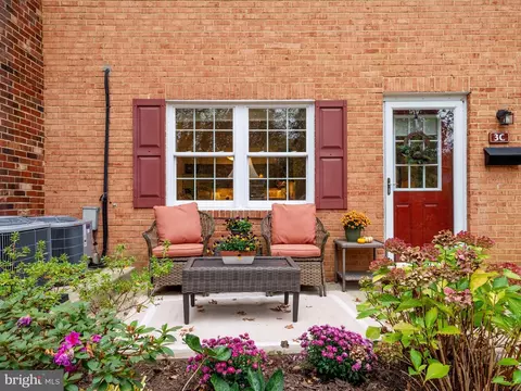 Exterior - 3 Heritage Ct #C, Annapolis, MD 21401 photo 4 of 6