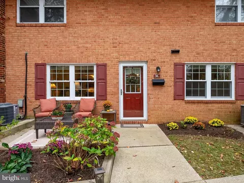 Exterior - 3 Heritage Ct #C, Annapolis, MD 21401 photo 5 of 6