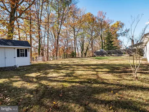 Exterior - 456 Maple Leaf Dr, Edgewater, MD 21037 photo 6 of 13