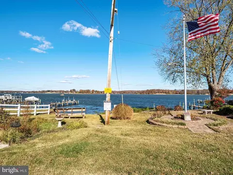View/Area - 456 Maple Leaf Dr, Edgewater, MD 21037 photo 14 of 17
