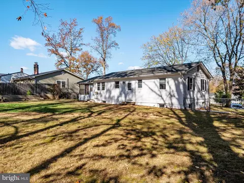 Exterior - 456 Maple Leaf Dr, Edgewater, MD 21037 photo 5 of 13