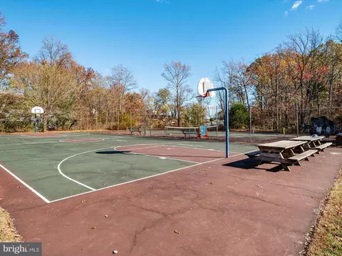 Exterior - 456 Maple Leaf Dr, Edgewater, MD 21037 photo 10 of 13