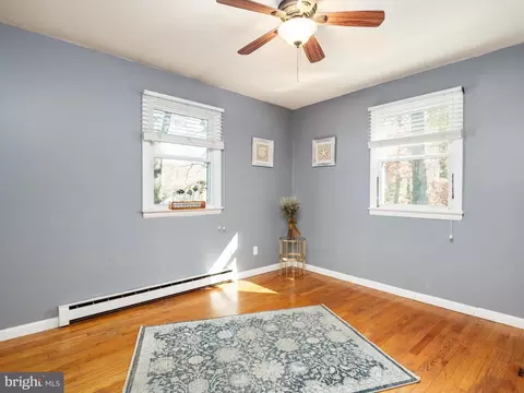 Bedroom - 456 Maple Leaf Dr, Edgewater, MD 21037 photo 1 of 7