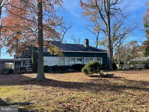 2509 Carrollton Rd, Annapolis, MD 21403