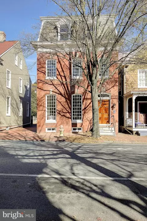 196 Duke Of Gloucester St, Annapolis, MD 21401