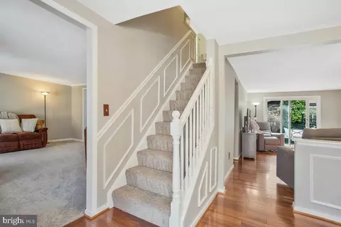 Entry Way - 511 Augusta Dr, Arnold, MD 21012 photo 2 of 6