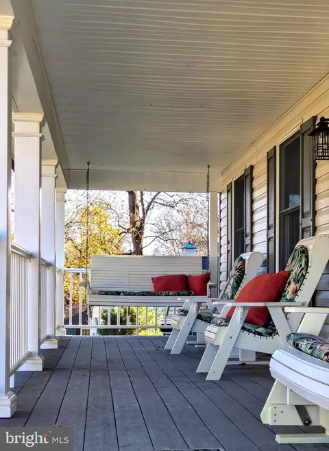 Exterior - 511 Augusta Dr, Arnold, MD 21012 photo 4 of 12