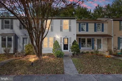 1408 Point O Woods Ct, Arnold, MD 21012
