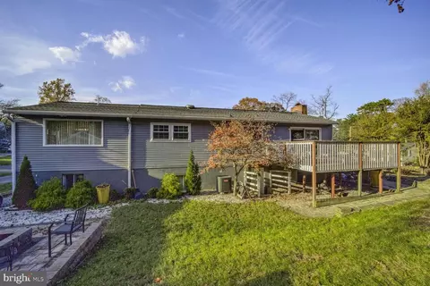 Exterior - 1159 Pine Tree Dr, Annapolis, MD 21409 photo 3 of 3