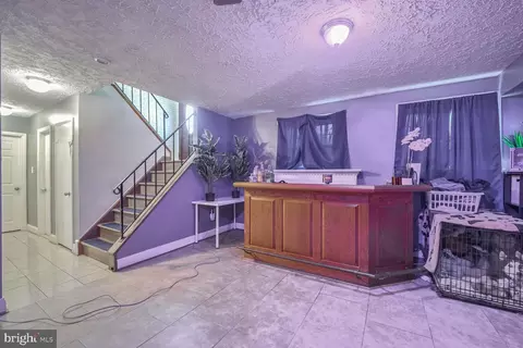 Entry Way - 1159 Pine Tree Dr, Annapolis, MD 21409 photo 2 of 2