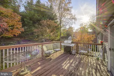 Exterior - 1159 Pine Tree Dr, Annapolis, MD 21409 photo 2 of 3