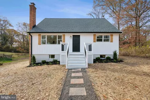 1311 Old Mountain Rd, Pasadena, MD 21122