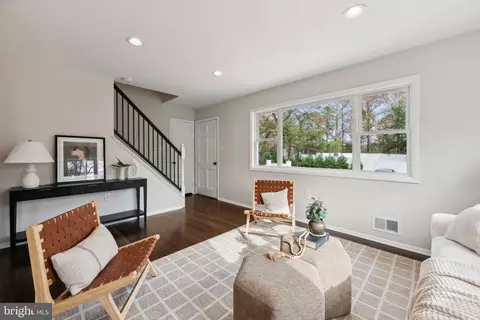 1311 Old Mountain Rd, Pasadena, MD 21122 photo 5