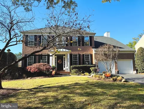 8310 Hope Point Ct, Millersville, MD 21108