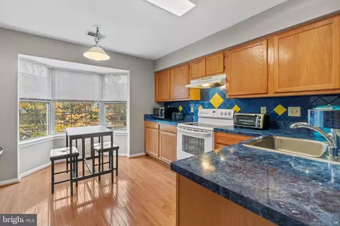 1927 Pawlet Dr, Crofton, MD 21114 photo 6