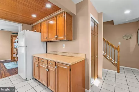 178 Dunlap Rd, Pasadena, MD 21122 photo 8