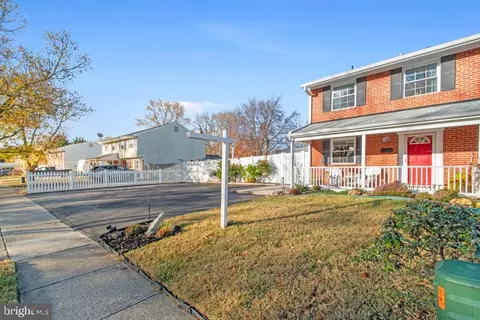 178 Dunlap Rd, Pasadena, MD 21122 photo 2