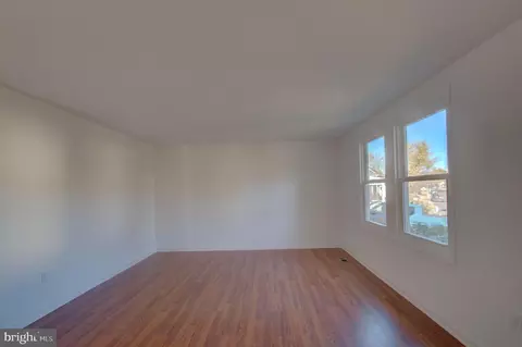 Living - 818 Macsherry Dr, Arnold, MD 21012 photo 3 of 5