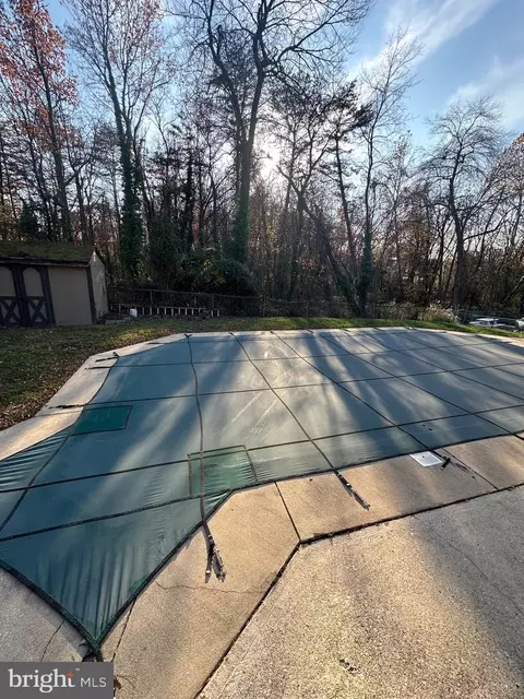 1121 Holmespun Dr, Pasadena, MD 21122 photo 25