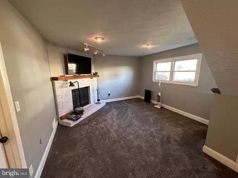 1121 Holmespun Dr, Pasadena, MD 21122 photo 16
